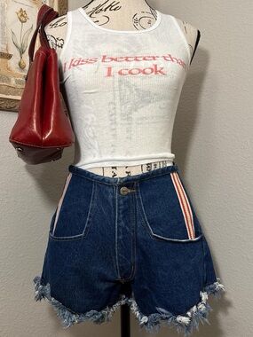 90s Vintage Xers Jeans Frayed Denim Track Stripes Pocket Shorts Women’s Sz Small